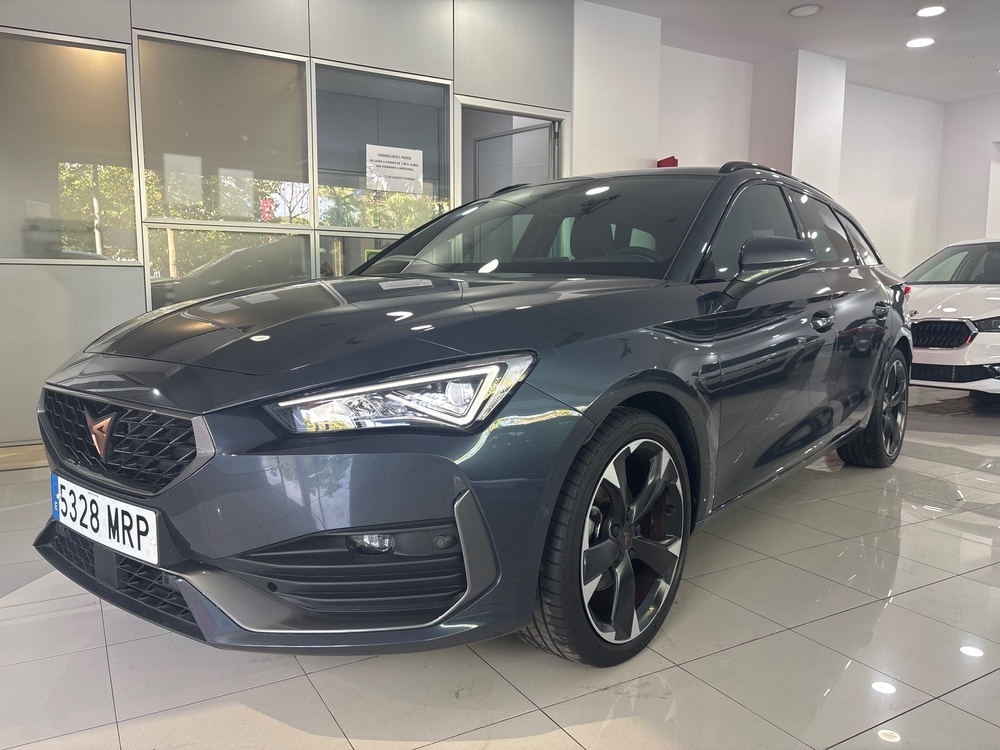 Cupra Leon Basis foto 2